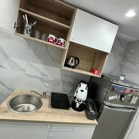 Caruso House شقة